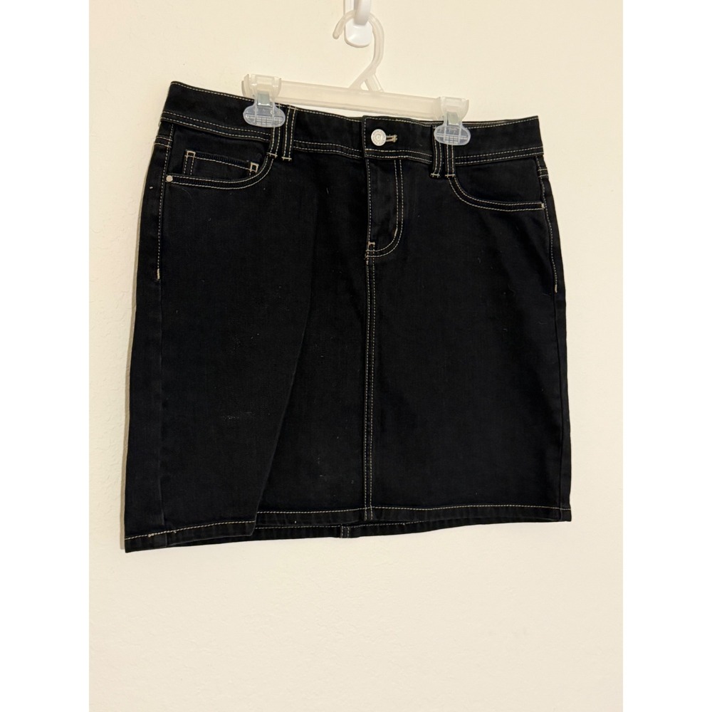 White House Black Market Black Denim Mini Skirt Contrast Stitch Size 6